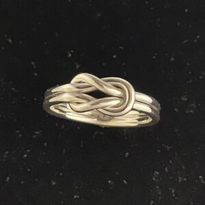 Knot Ring