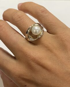 R207 #2 Pearl Ring